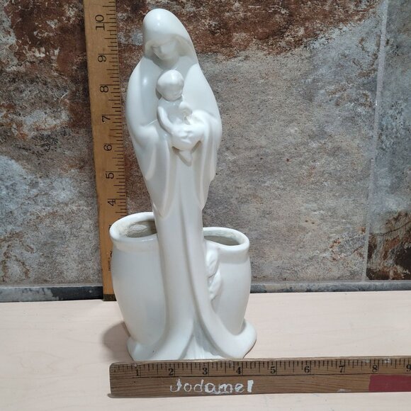 Vintage Haeger Madonna and Child Pottery Planter Vase - Picture 8 of 11